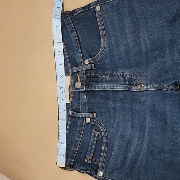 Everlane, Size 26. Ankle, Mid Rise Jeans, Dark Wash, GUC - Picture 4 of 12